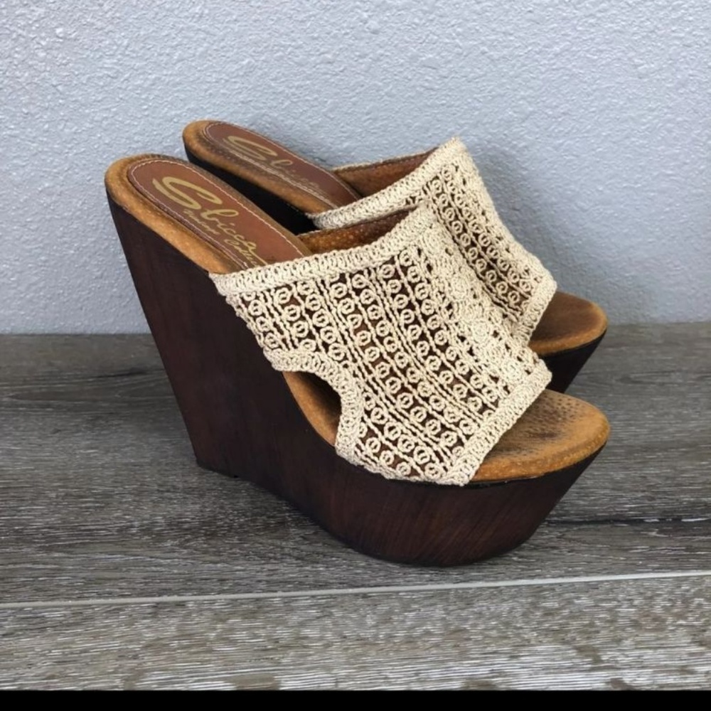 Sbicca Vintage Collection Wood Platform